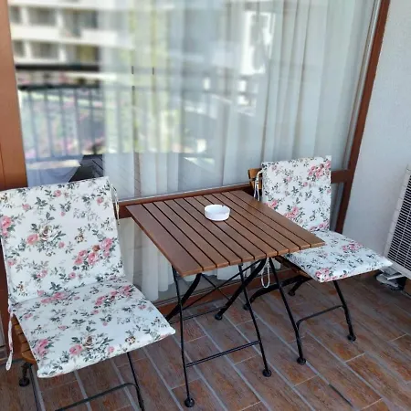 Aparthotel Private Studio In Emerald Beach 5*