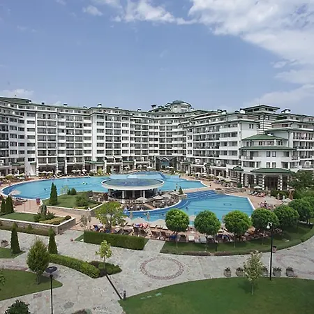Private Studio In Emerald Beach Aparthotel 5*