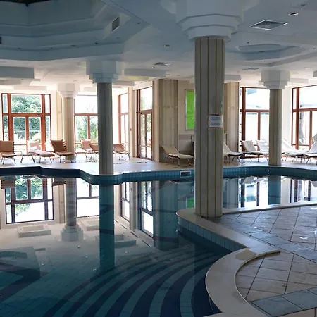 Private Studio In Emerald Beach Aparthotel 5*