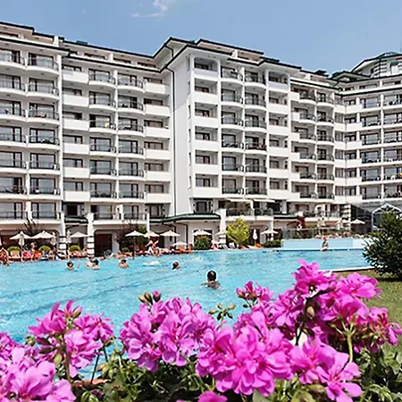 Aparthotel Private Studio In Emerald Beach 5*