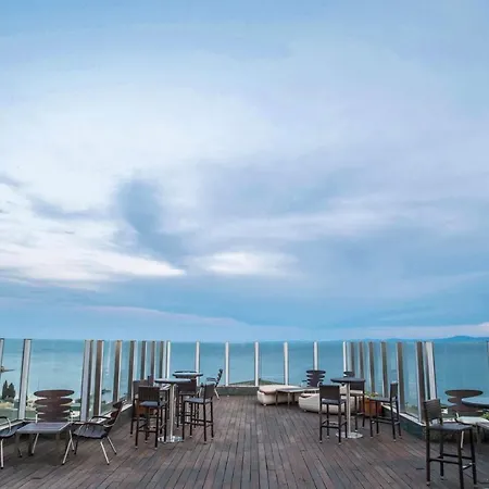 Apartahotel Private Studio In Emerald Beach Ravda